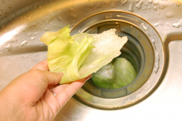 マンションのディスポーザーの交換時期は？仕組みや工事の種類も解説の画像