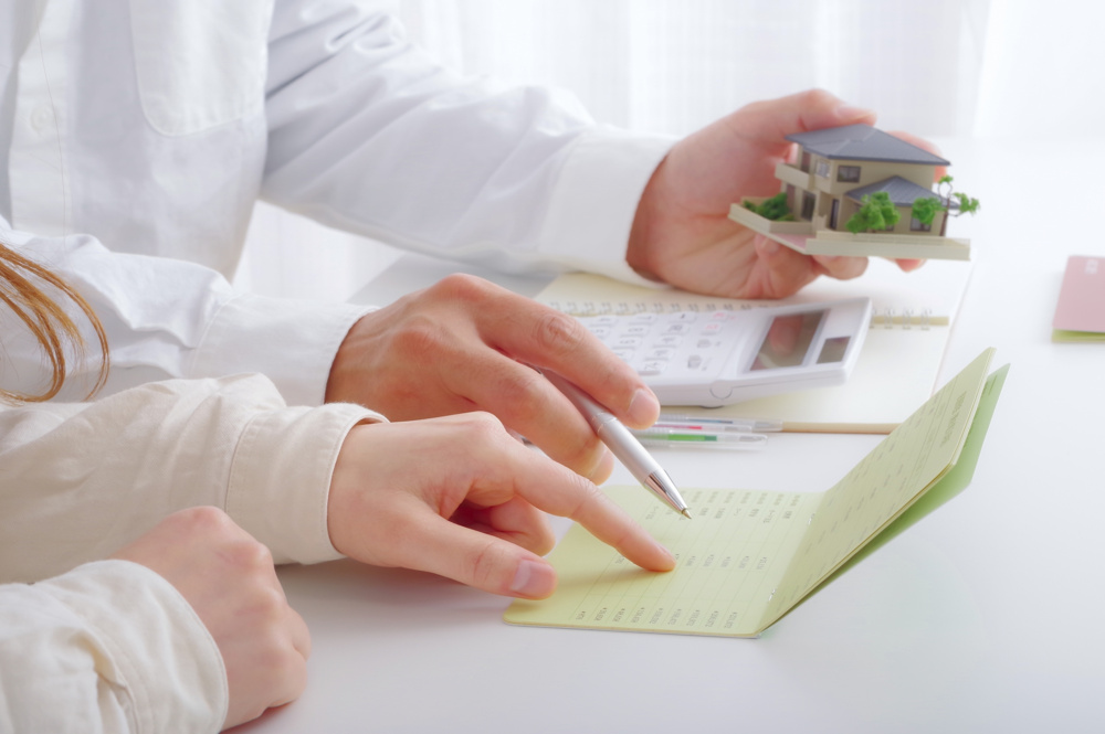 不動産売却時の税金は2026年にどう変わる？節税のコツも押さえようの画像