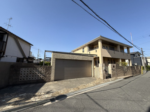 【売主物件】堺市東区引野町2丁で平成18年建築・土地128坪のお家（豪邸）が出ました～(^^)vの画像