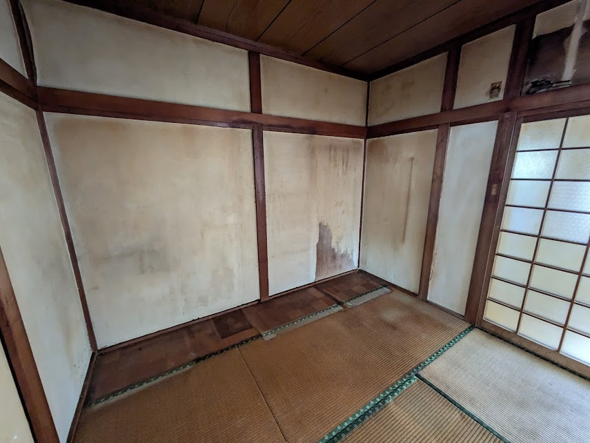 雨漏りしたまま放置されていた一戸建買取【住之江区】の画像