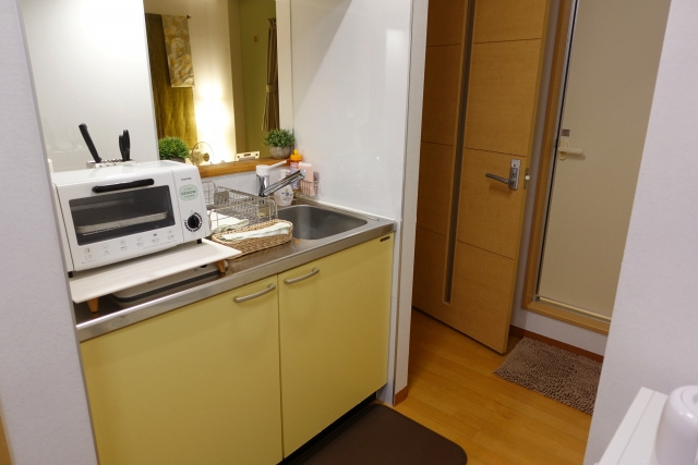 ワンルームのキッチンに仕切りを作る？効果的な方法や注意点も解説の画像