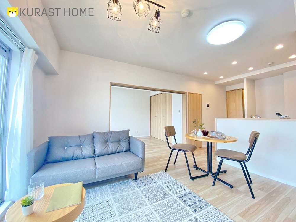 シンプル＆ナチュラルデザイン♪収納たっぷり設計のリノベマンション―日商岩井朱雀マンション　8階―の画像