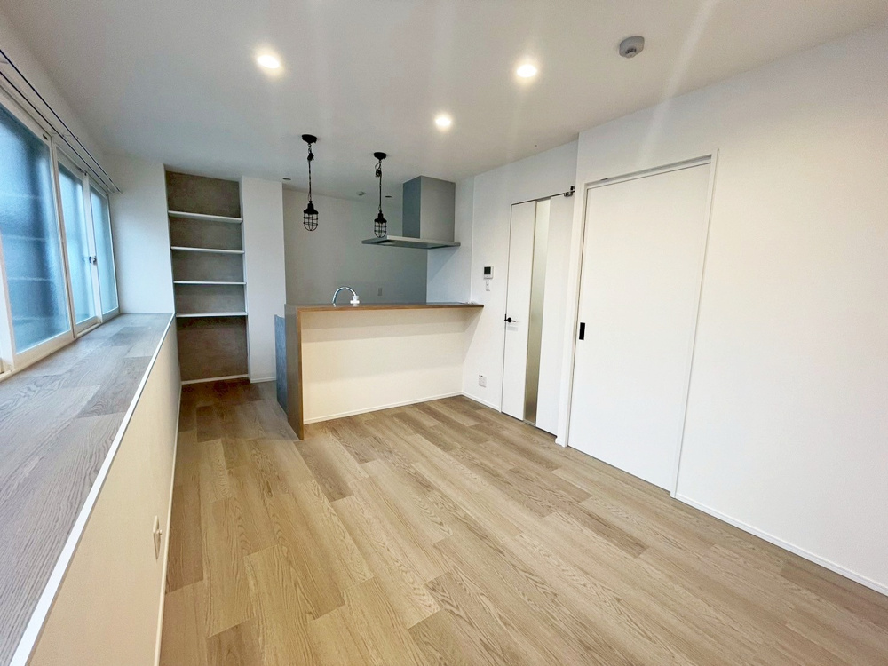 住居から共同住宅へ　ホテルライクな和モダンリノベーションの画像