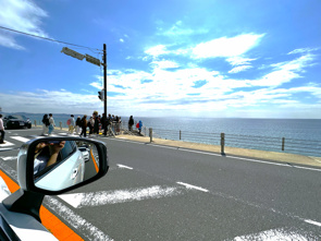 海沿いドライブの画像