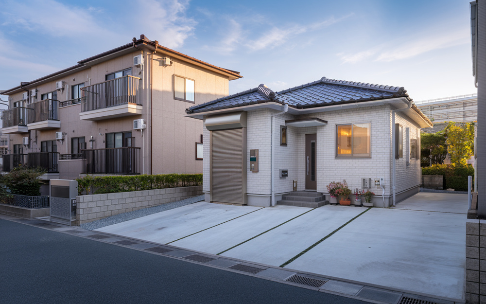 任意売却と自己破産は併用可能か？  併用の可否を比較し住宅ローン整理の道筋を解説の画像