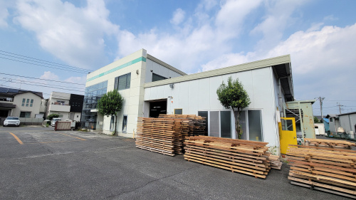 厚木市三田一丁目工場のご案内の画像