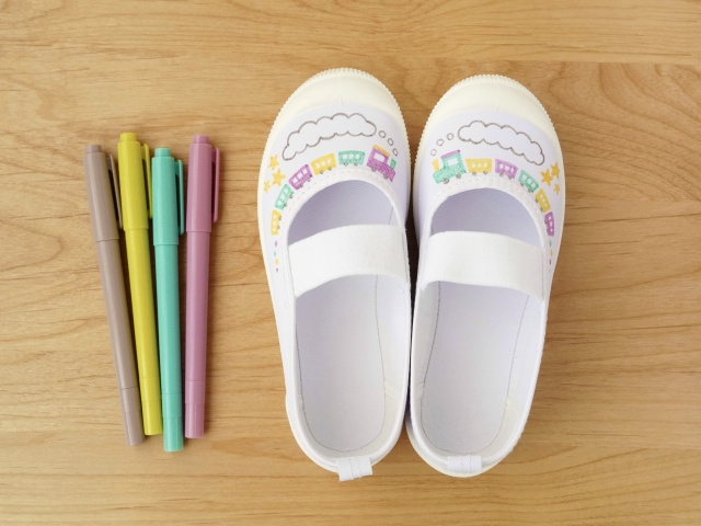 日本の学校で名前を書く理由とは？外国人にもわかるやさしい解説の画像