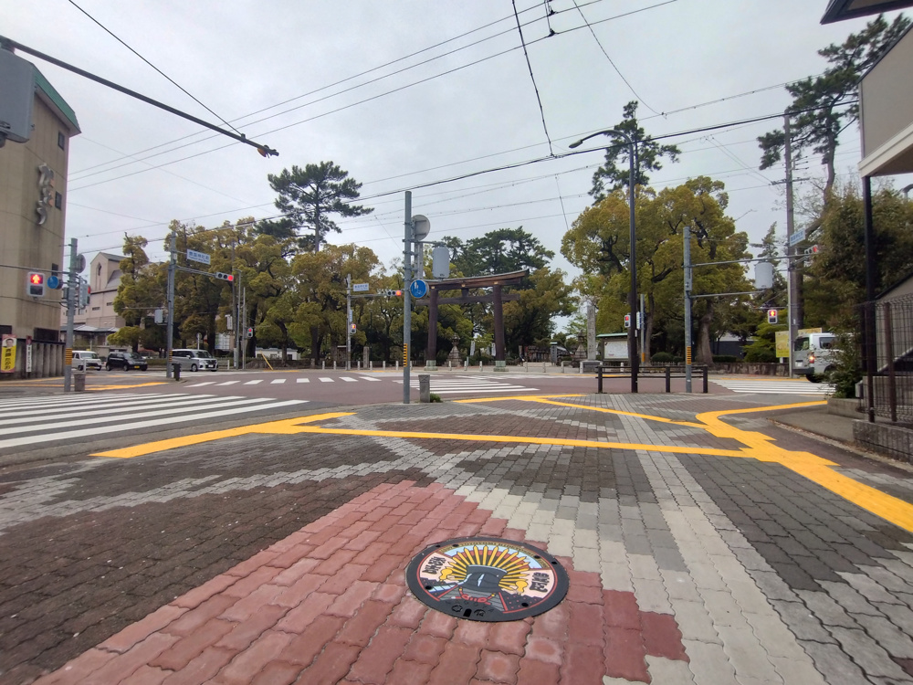 戦国武将デザインマンホールの画像