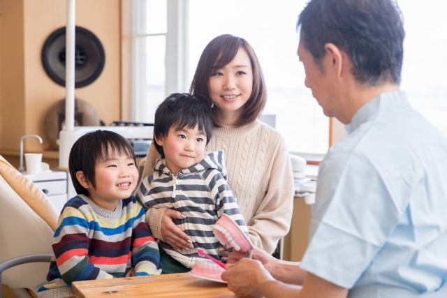 「おまち子ども歯科」の診療内容