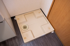 洗濯機の防水パンなしの賃貸物件！直置きのデメリットについても解説の画像