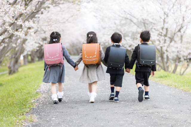 焼津市で引っ越し検討中の方へ 大井川西小学校 学区の特徴と住環境を紹介の画像