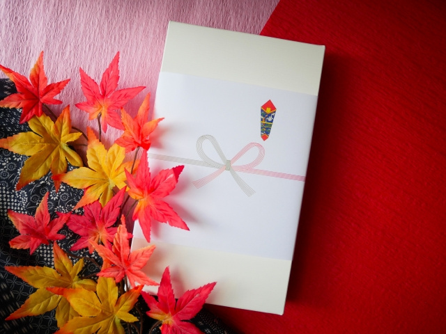 外国人が知らないと困る日本のマナー「熨斗紙（のしがみ）」とは？の画像