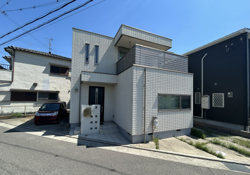 ☆ご売却依頼物件　価格変更☆　和泉市伏屋町4丁目戸建の画像