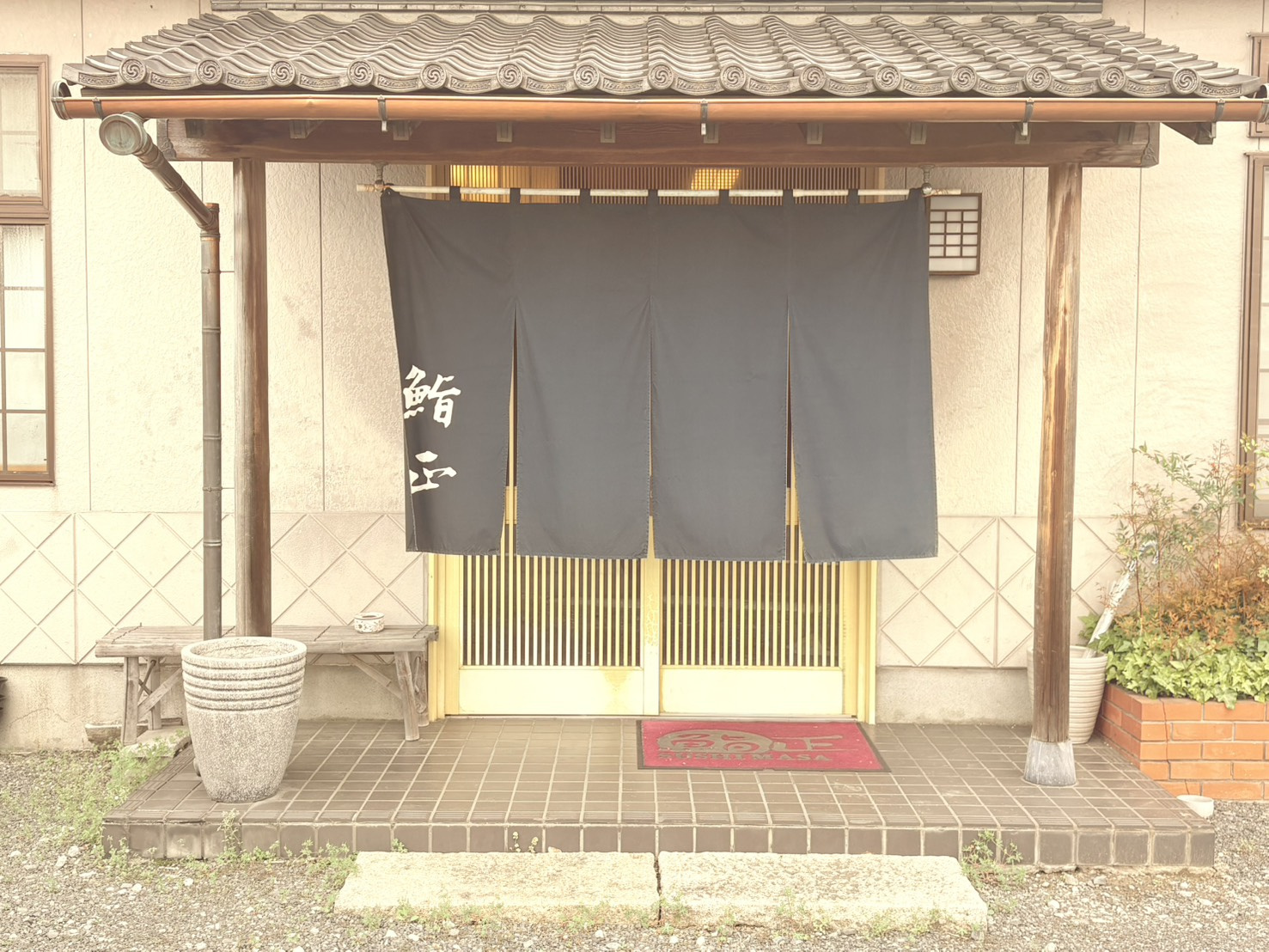 海なき街で出会う、一貫の美学の画像