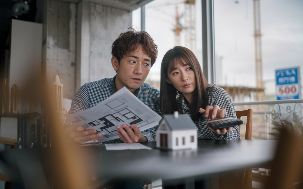 原油高騰で住宅価格はどうなる？  家計への影響を知りマイホーム購入を考えるの画像