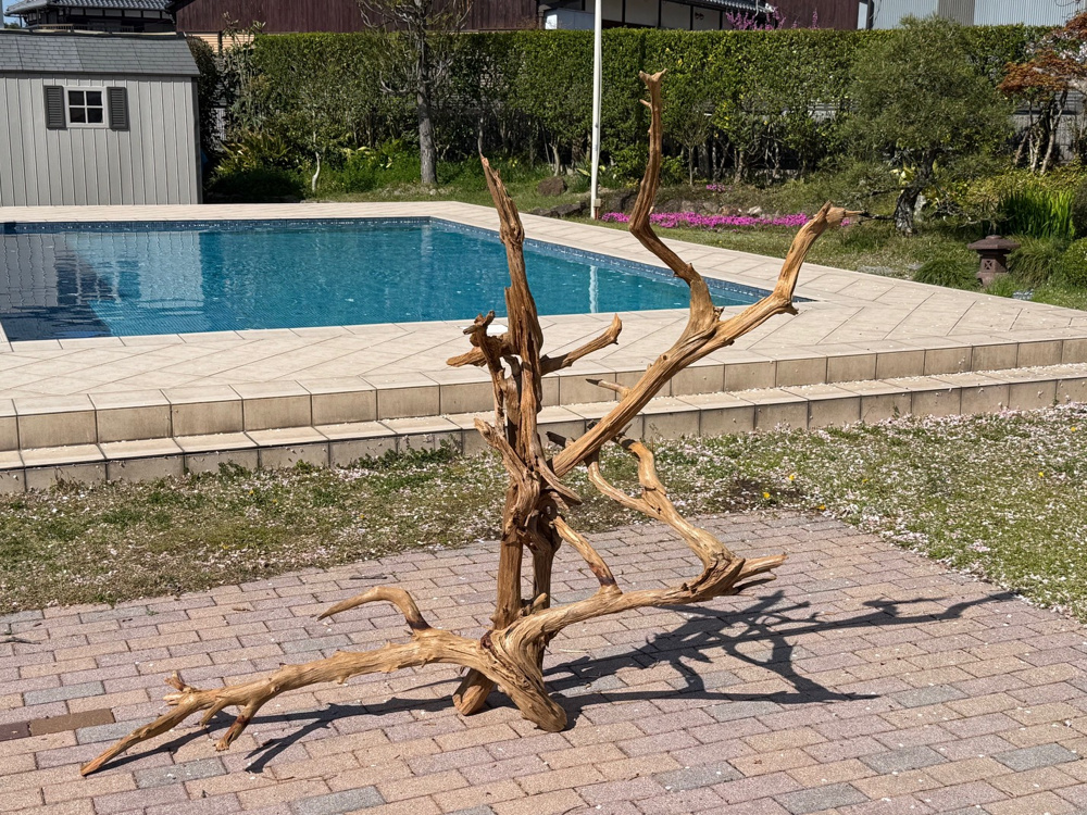 木を組み立てるの画像