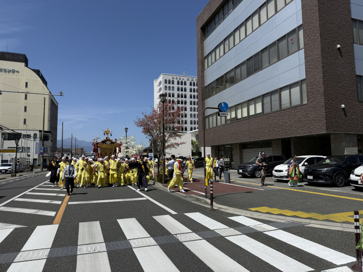 恒例の武田二十四将の騎馬行列！の画像