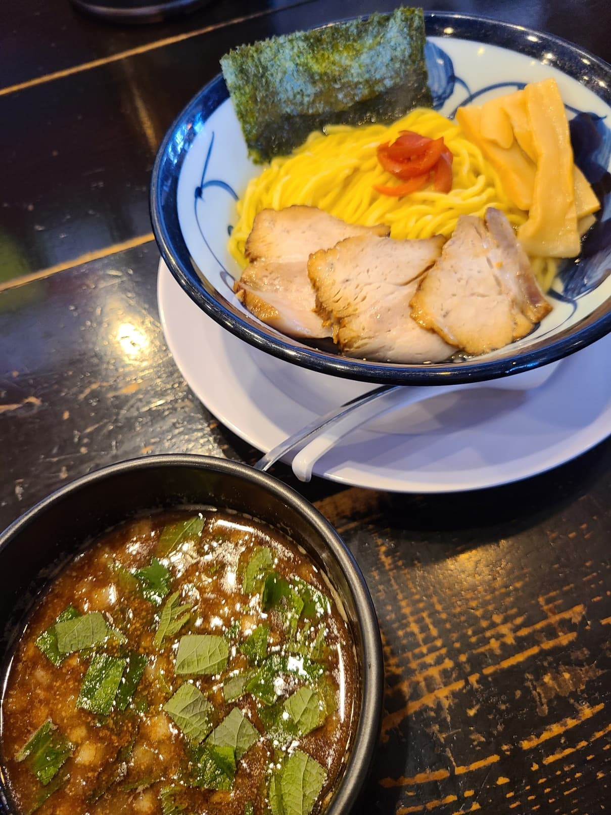 新潟市東区『らーめん猫満。』へ行ってきました。猫つけめんは梅×大葉でさっぱり和風風味がクセになる美味しさ!の画像