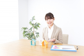 家を手放す理由は?売却時の影響や相手へ伝える際の注意点についても解説の画像