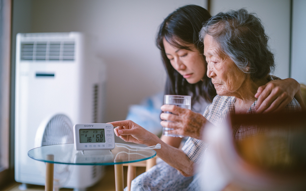 賃貸で高齢者と子どもの夏が心配な方へ  室温管理のポイントと暑さ対策を分かりやすく紹介の画像