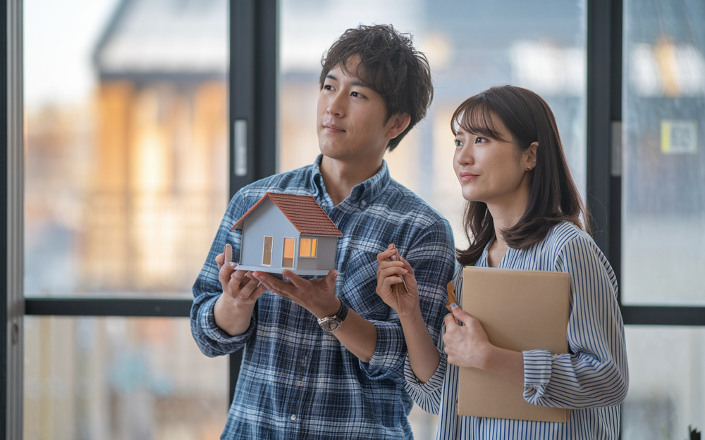 賃貸vs新築戸建てどっちが得？20代夫婦の住まい選びを徹底比較の画像