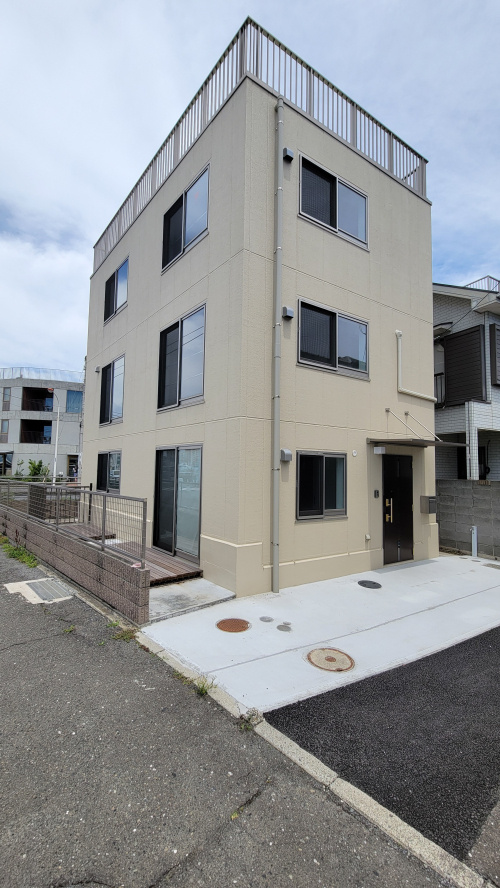 腰越２丁目１３－１５戸建のご案内の画像