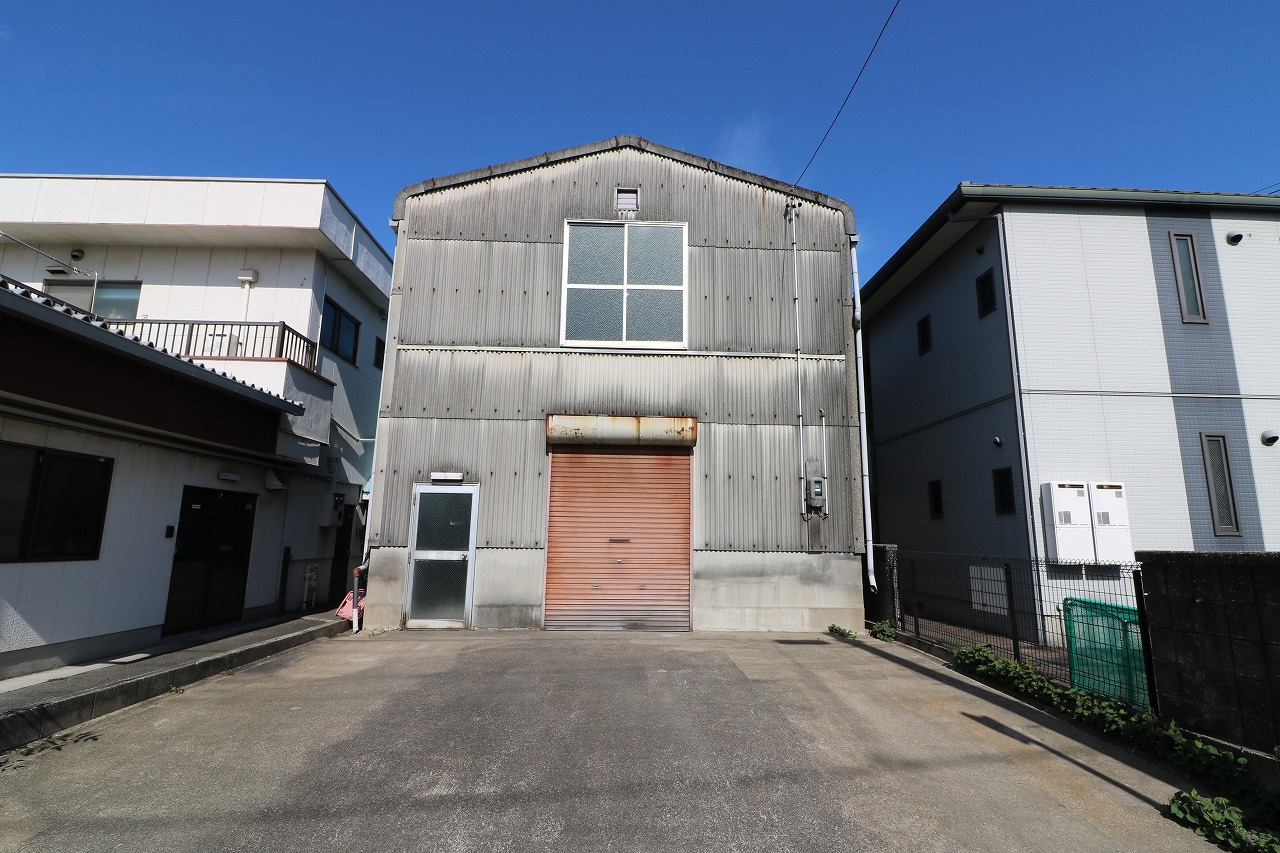 【中川区川前町の売倉庫】の画像