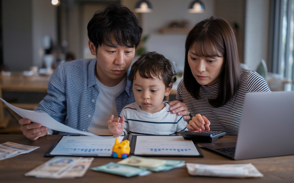 住宅ローンが不安な子育て世代へ！支払いを無理なく続ける見直しポイントの画像