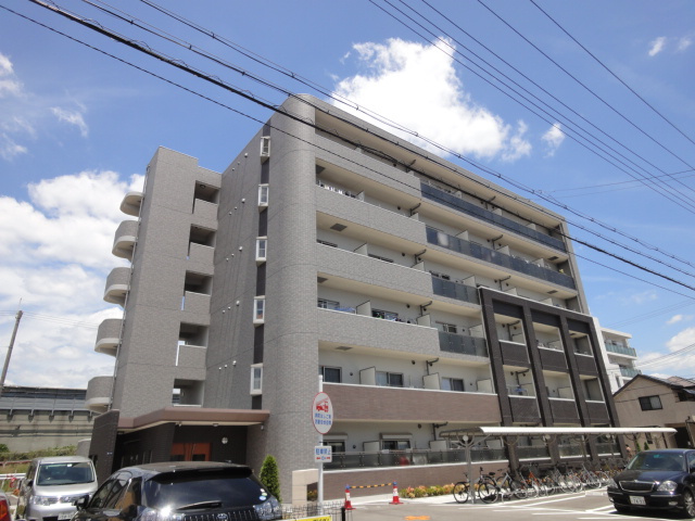 【宝塚市安倉中】広さ約48㎡！コスパ良好な1LDKマンション「エクセラン」の画像