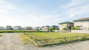 所有する土地が売れない理由は?所有リスクや売却方法についても解説の画像