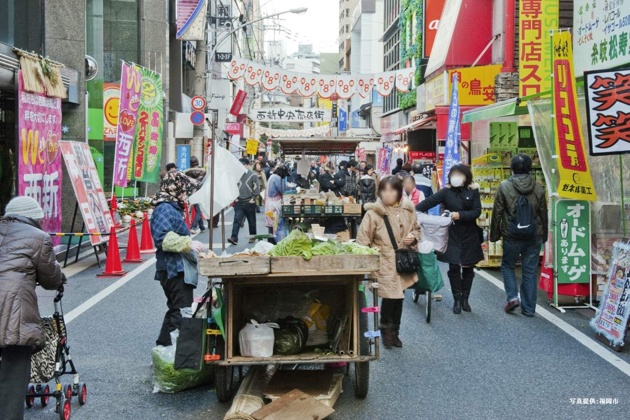 西新商店街でテナント出店を検討中の方へ！賃料相場と立地条件の違いを詳しく解説の画像