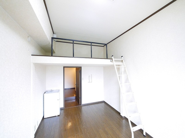 シティパレス生駒谷田町P6の画像