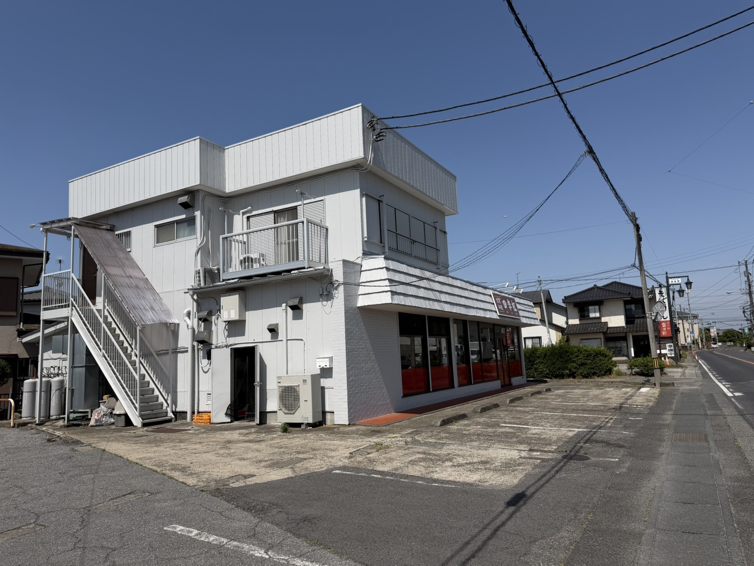 売店舗付住宅！嬉しい居抜き・厨房設備付きです！の画像