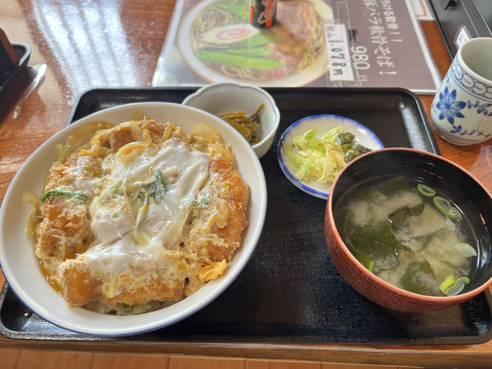 スタッフ同士でランチの画像
