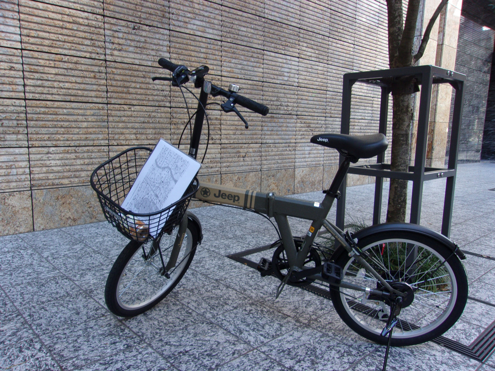 茅場町エリアに自転車とともにの画像
