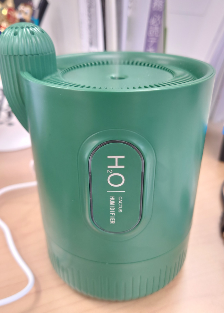 おにゅーの加湿器の画像