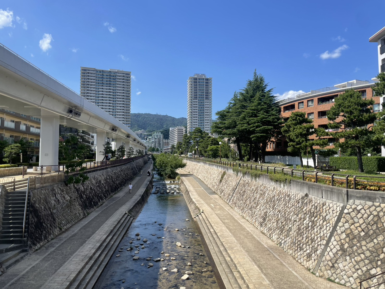 【東灘区・住吉川】神戸屈指の“住みたい理由”がここにある｜清流・ランニングコース・図書館が揃う人気エリアの画像