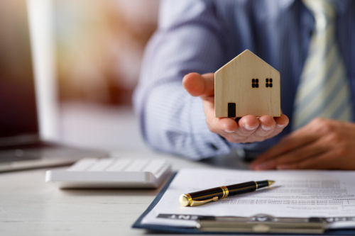 「年収から計算する住宅ローン」の落とし穴？プロが教える、破綻しない資金計画と他社で断られた時のリベンジ術の画像
