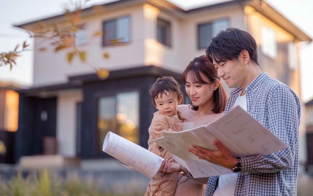 子育て家族の二世帯住宅選び！建て替えとリフォームを比較して整理の画像