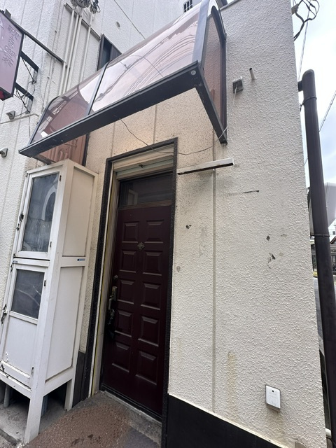 北田辺駅前エリア！１階路面店舗！ＢＡＲ居抜！約６坪！の画像