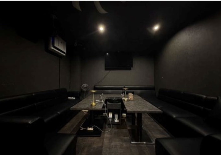 BAR居抜き 兎我野町レジャービル3階！BAR居抜き店舗！約17.5坪！大阪市北区で