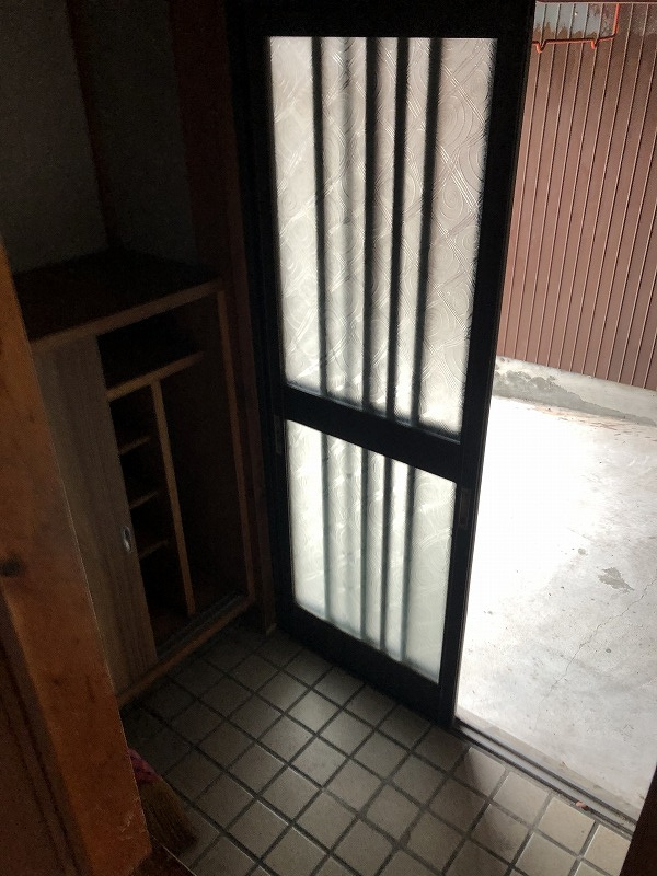 日進市浅田町・玄関 引き継ぎ時