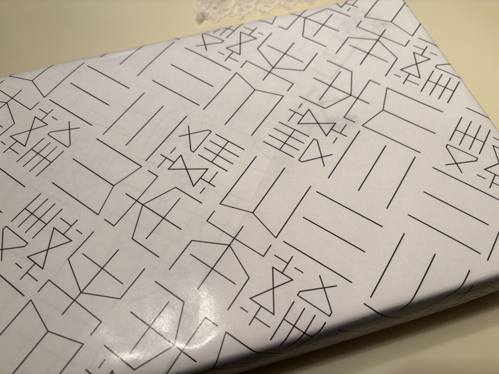 いただいたプレゼントの包装