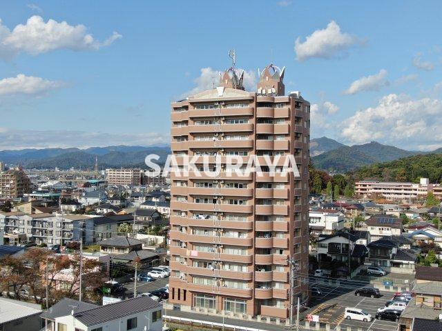 八幡町、70平米の2LDK。ひろさが、そこにあるの画像