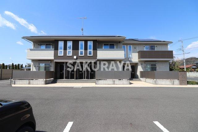 八椚町の2LDK、64平米。風の通る家で過ごす一年の画像