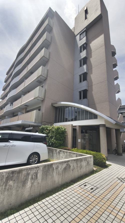 【成約御礼】【喜連瓜破駅徒歩12分】平野区喜連5丁目3LDK♪敷金なし・更新料なし・東向き1階・65㎡・オートロック＆宅配BOX付ファミリーマンションの画像