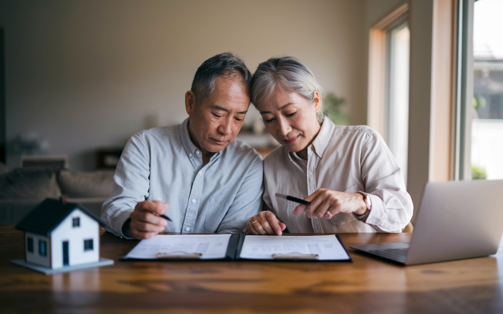 老後を見据えた住宅購入はいつが良い？タイミングと注意点を年代別に解説の画像