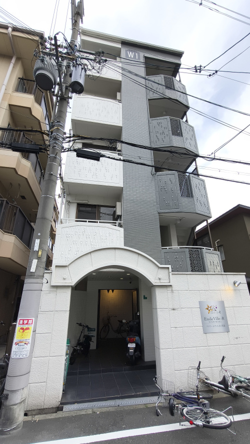 【成約御礼】【平野駅徒歩12分】平野区西脇1丁目ワンルーム♪敷金・礼金なし・インターネット無料・防犯カメラ付の単身向けマンションの画像