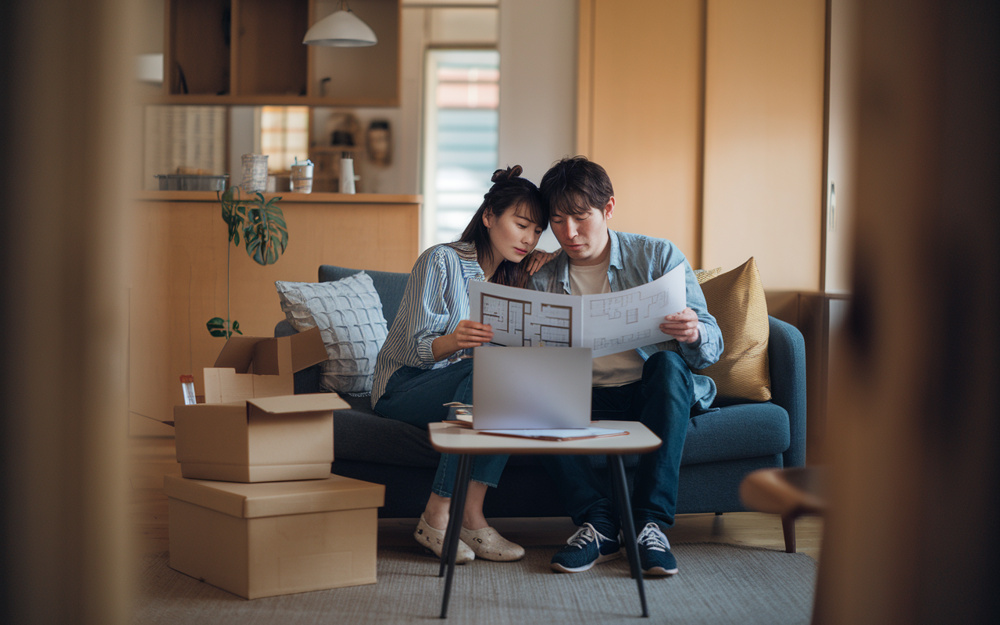 都城で二人暮らしを続けるべきか？住み替えの最適なタイミングと判断基準の画像