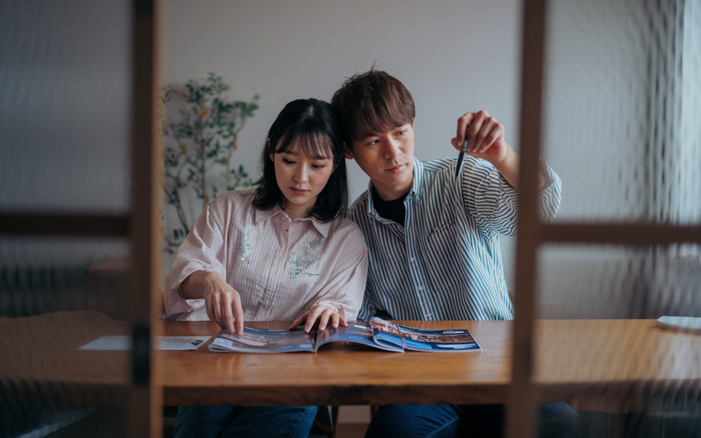 マイホーム購入のタイミングに迷う人へ！判断の目安と買うか迷うときの考え方の画像